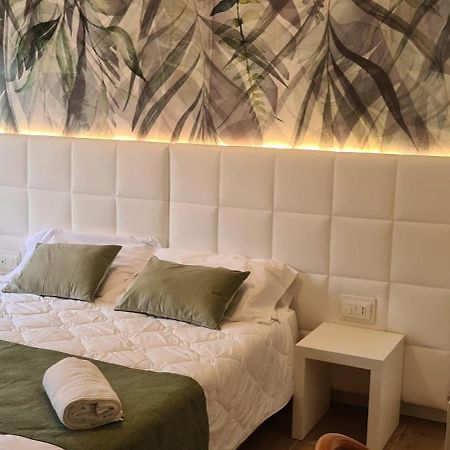 Hotel Eros Lignano Sabbiadoro Dış mekan fotoğraf