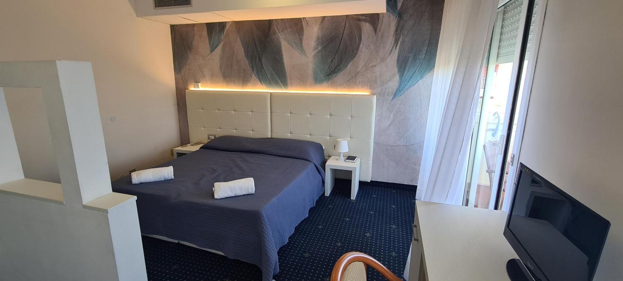 Hotel Eros Lignano Sabbiadoro Dış mekan fotoğraf