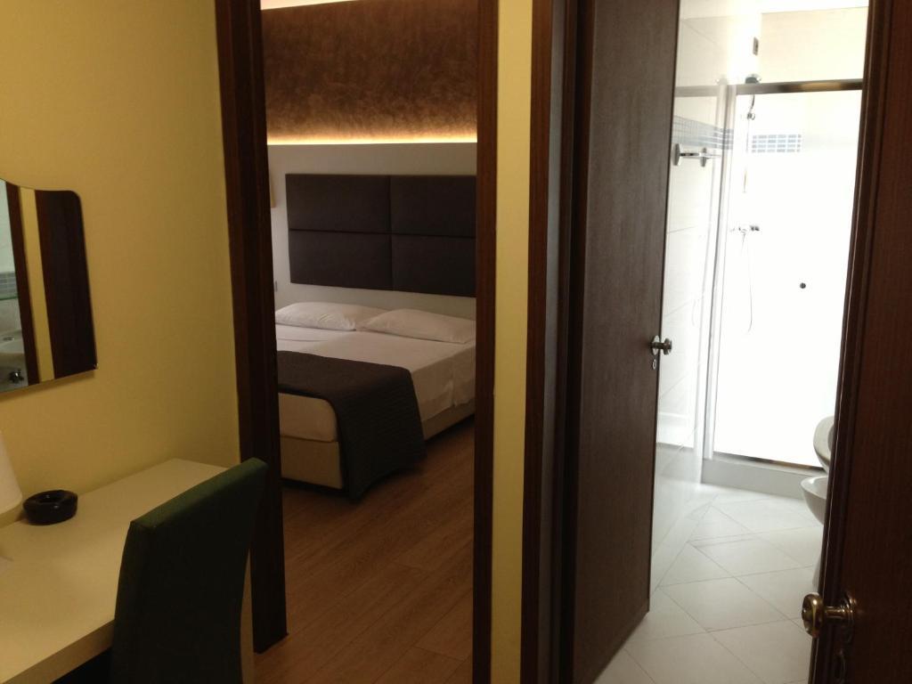 Hotel Eros Lignano Sabbiadoro Oda fotoğraf